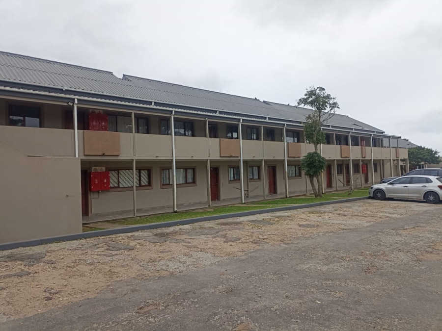 1 Bedroom Property for Sale in Heiderand Western Cape